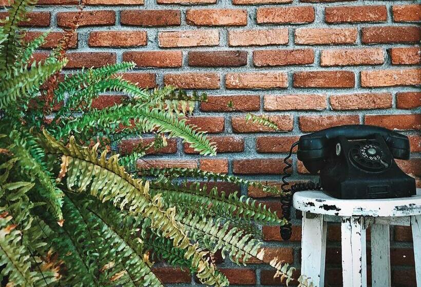 Отель Fineuphome บ้านพักเหมาหลัง 3 ห้องนอน 2 ห้องน้ำ ห้องครัว ห้องรับแขก ห้องรับประทานอาหาร พร้อมสระว่ายน้