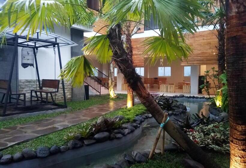 فندق Fredelia Homestay