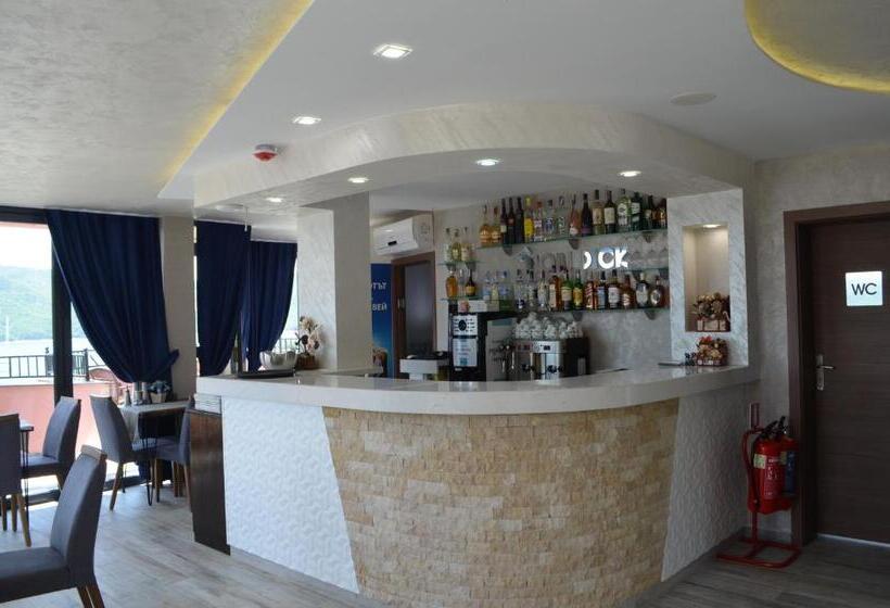 בית מלון כפרי Mobi Dick Family