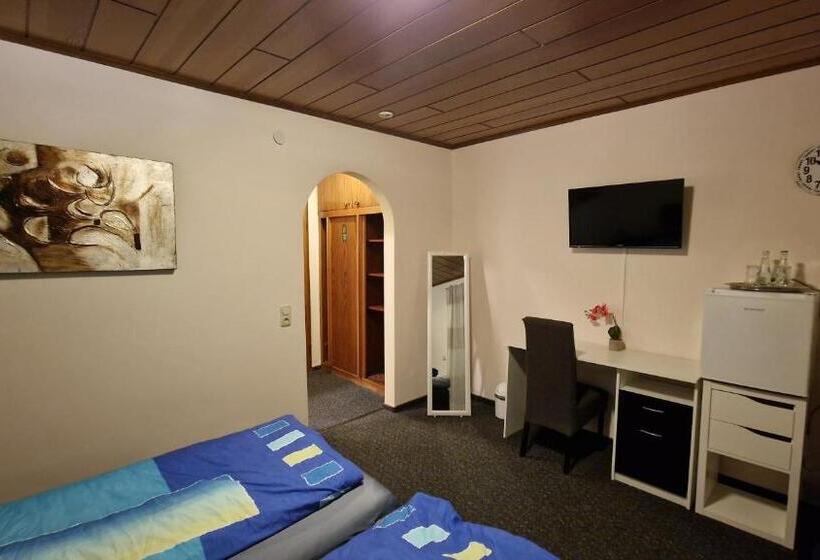 호텔 & Restaurant   Zum Schleicher Kuckuck