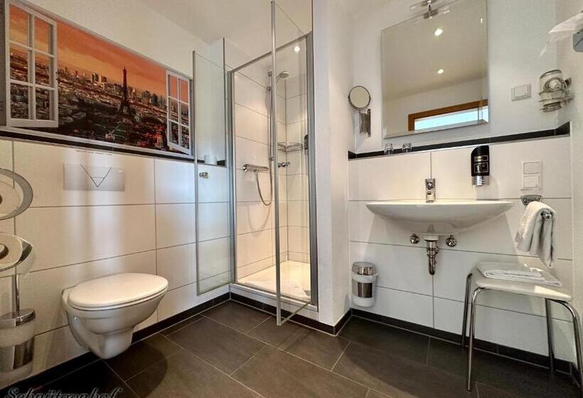 호텔 Schnütgenhof übernachtung Am Biggesee