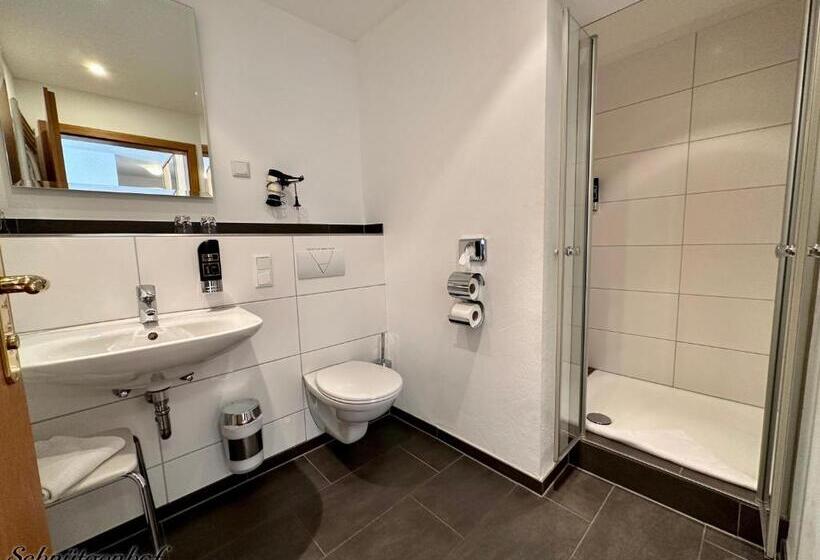 호텔 Schnütgenhof übernachtung Am Biggesee