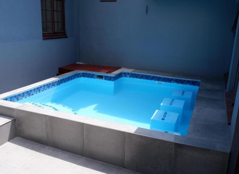 هتل The City Club