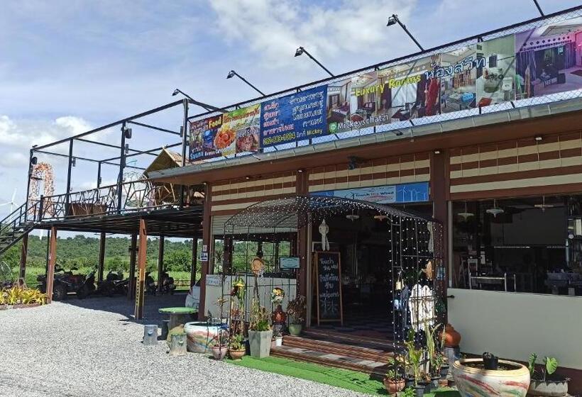 ホテル Touch The Wind