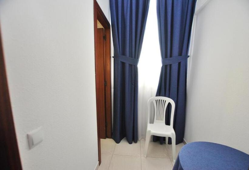 בית מלון כפרי Tres Leones