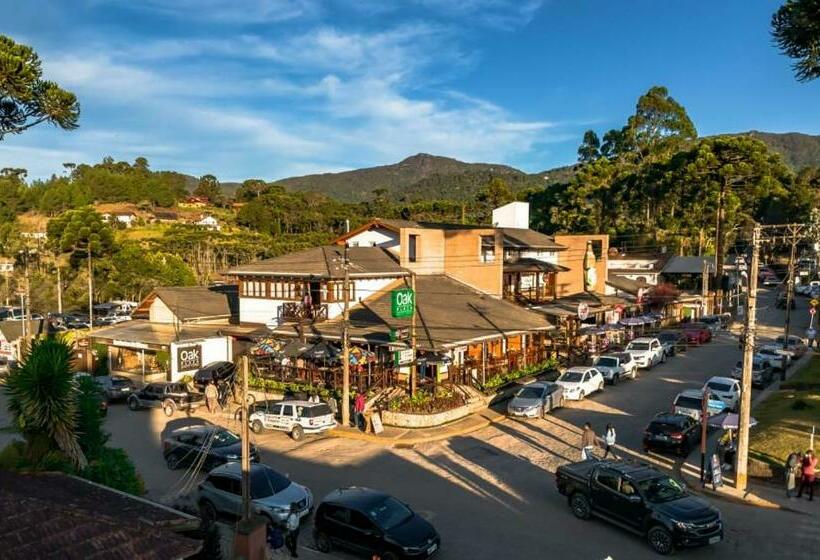 Pousada Oak Plaza
