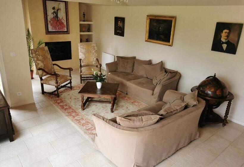 پانسیون Au Clos De Mathilde