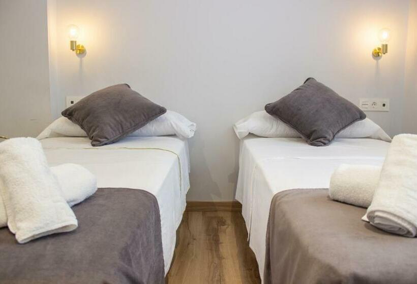 Pensión B4r Self Check In