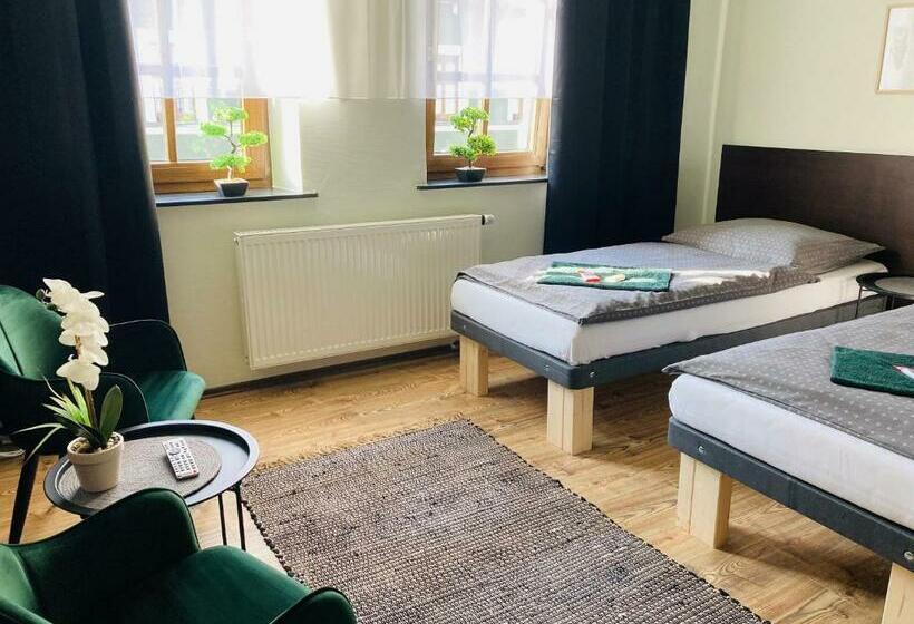 ペンション Caffe Boulevard Penzion