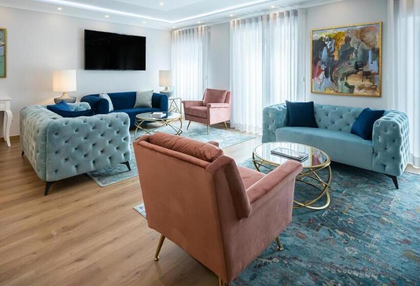 پانسیون Comtesse Lisbonne Guest House By Homing