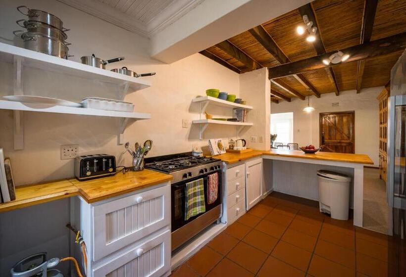 بنسيون Fairview House