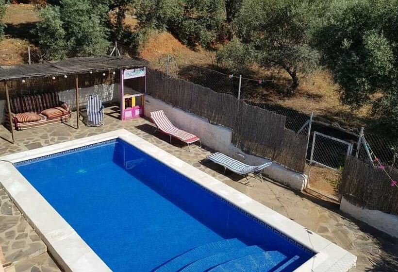 Пансион Gateway To The Alpujarras,  Cortijo Derry