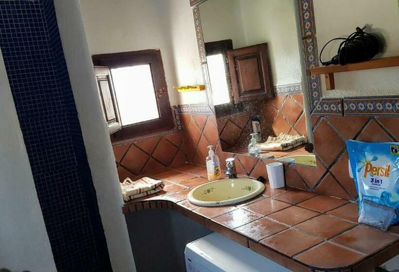 Пансион Gateway To The Alpujarras,  Cortijo Derry