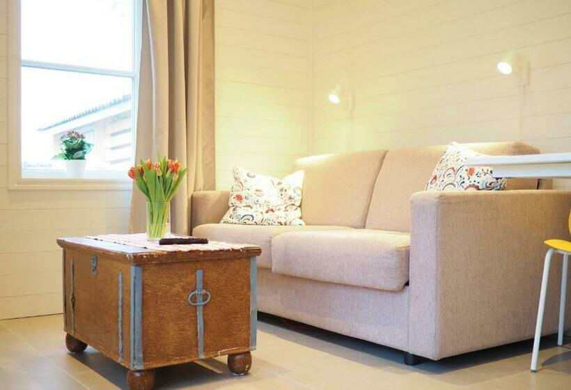 펜션 Kristina Attefall I Västerhaninge