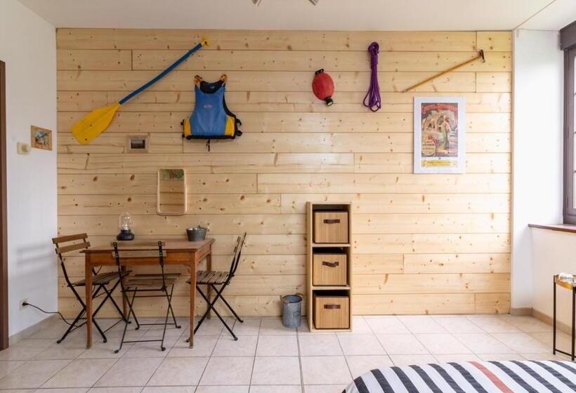 פנסיון La Ferme De Couty