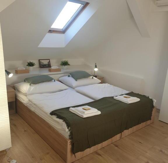 膳宿费 Pribina Penzión