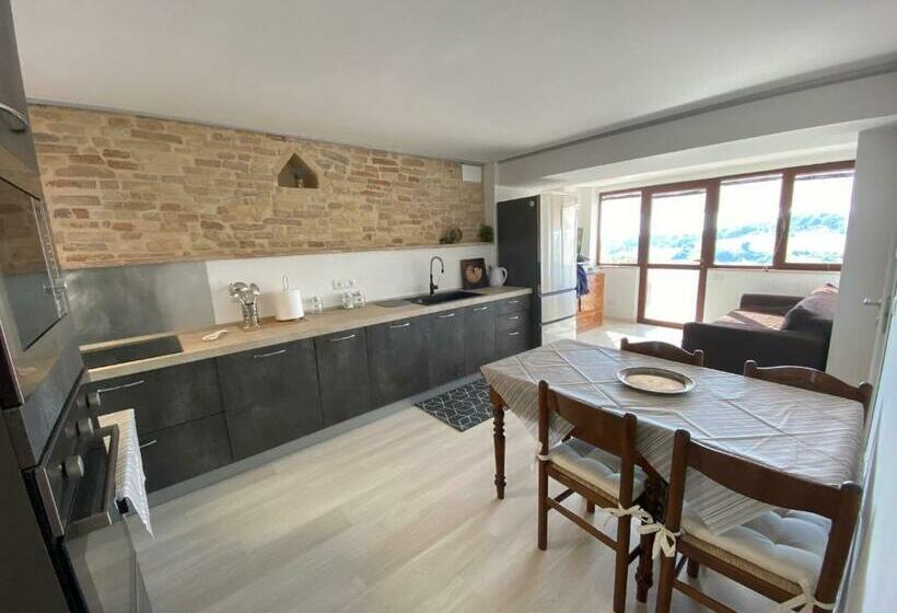 펜션 Red House Accomodation Potenza Picena