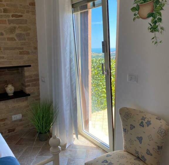 펜션 Red House Accomodation Potenza Picena