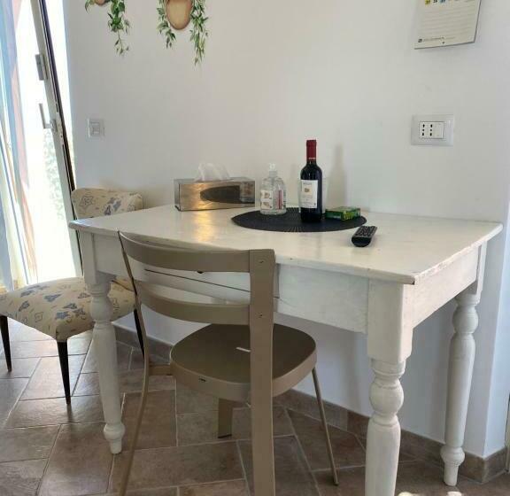 펜션 Red House Accomodation Potenza Picena