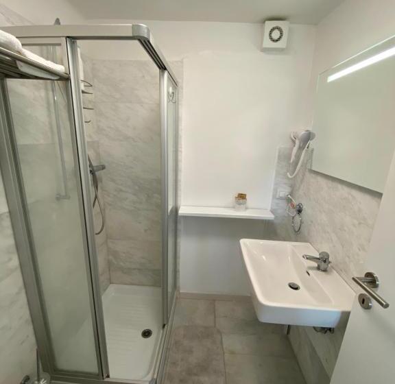 펜션 Red House Accomodation Potenza Picena