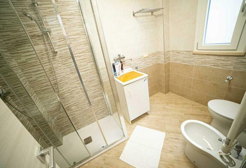 بنسيون Residenza Scaringelo