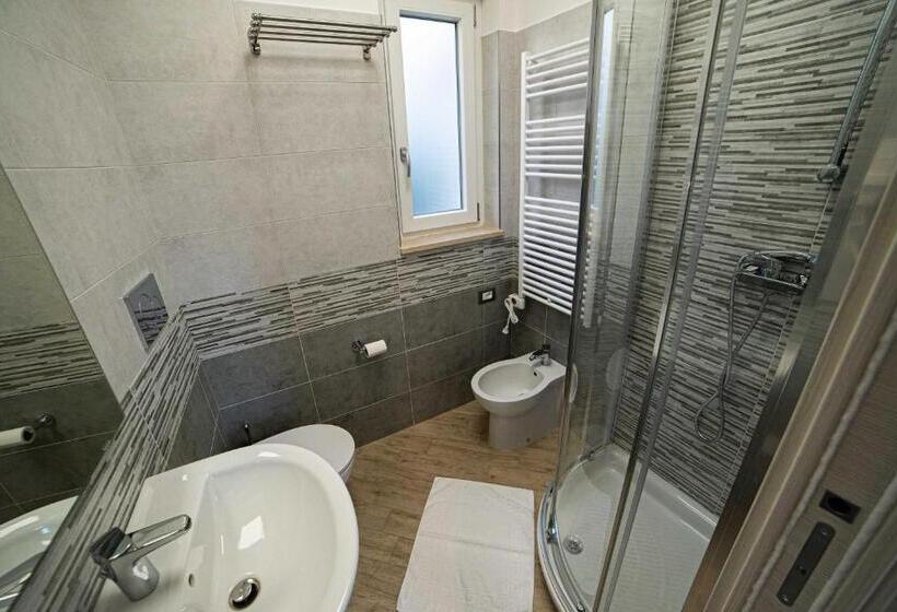 بنسيون Residenza Scaringelo