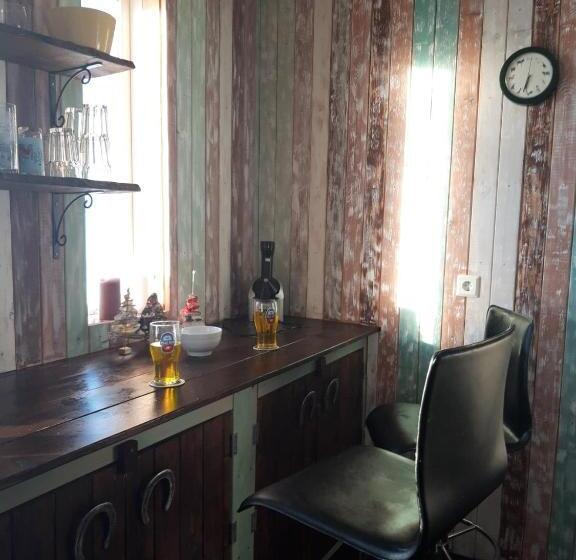 پانسیون Stóri Bakki Guesthouse With Hot Tub