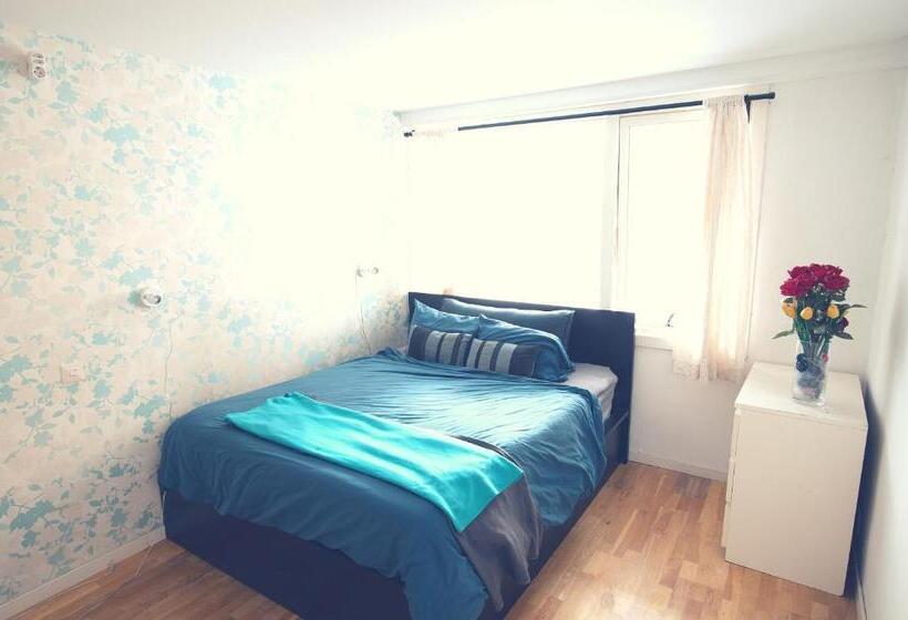 پانسیون Upscalecity Center