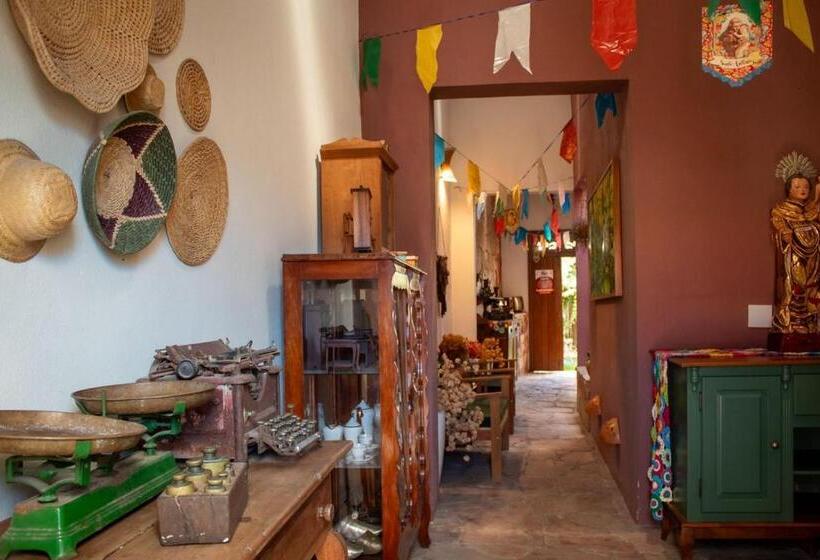 פנסיון Villa Santo Antonio   Mucugê