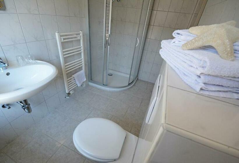 הוסטל Lühr´s Landgasthof