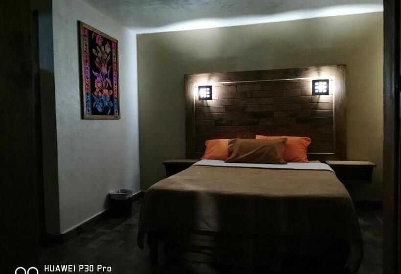 فندق صغير Posada Mi Angel