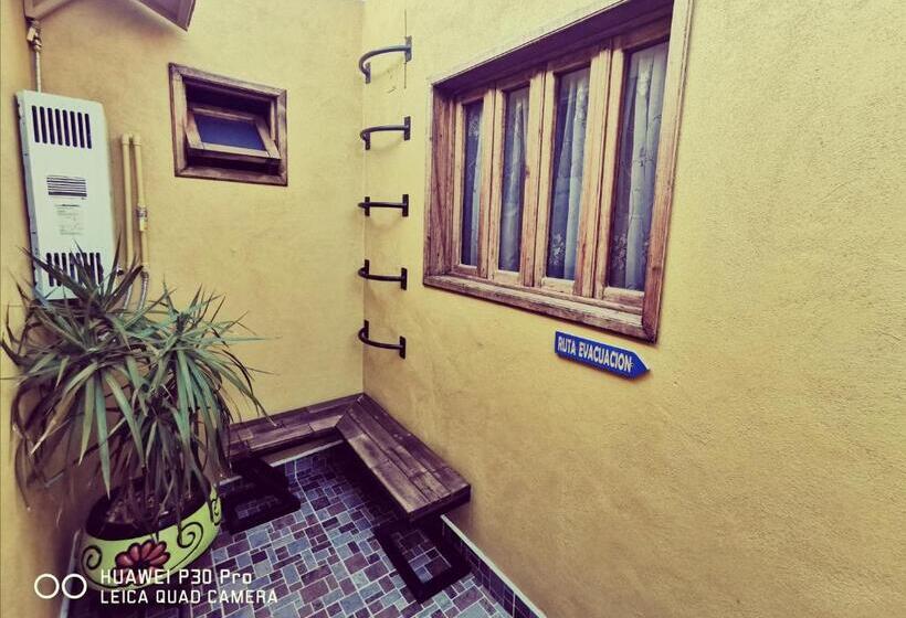 فندق صغير Posada Mi Angel