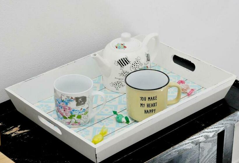 ベッドアンドブレックファースト Guest House La Genesa