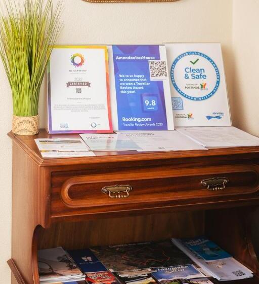 민박 Amendoeirashouse