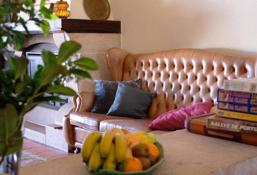 민박 Amendoeirashouse