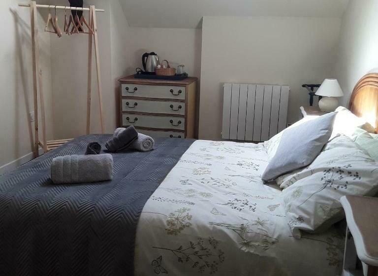 צימר Central Brittany B And B