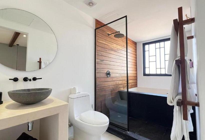 مبيت وإفطار El Brujo