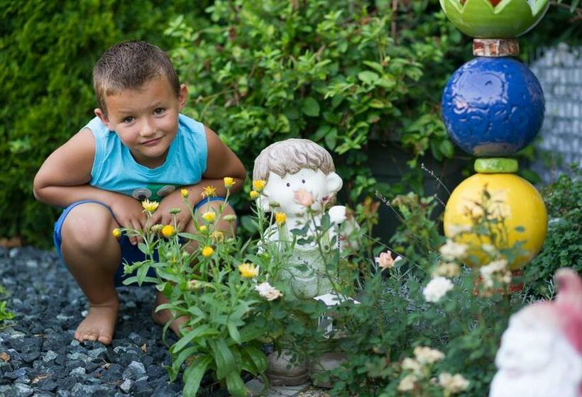 Bed and Breakfast Gästehaus Strini