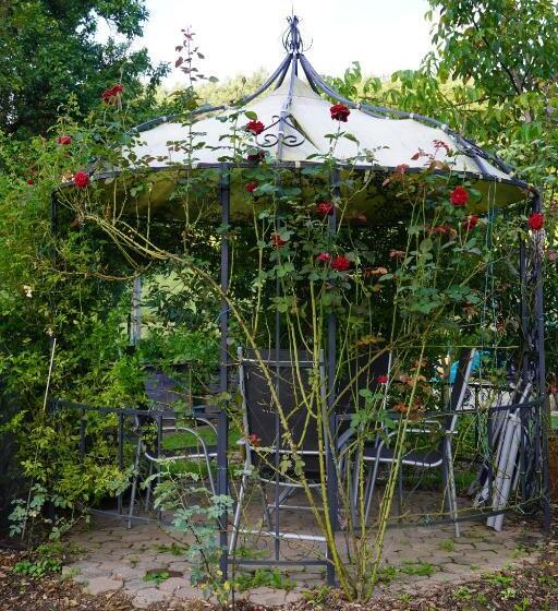 Bed and Breakfast Gästehaus Strini