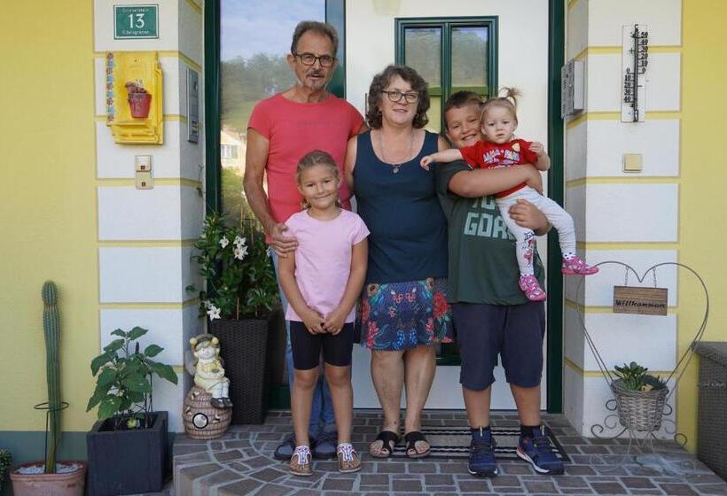 Bed and Breakfast Gästehaus Strini