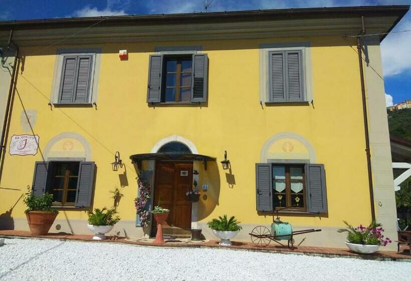 ベッドアンドブレックファースト Jasmine Cottage