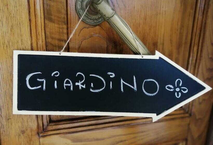 ベッドアンドブレックファースト Jasmine Cottage