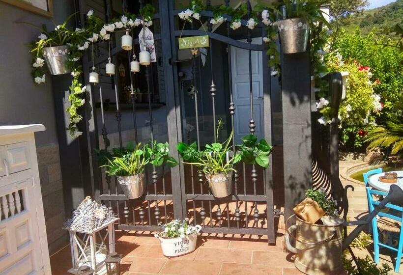 ベッドアンドブレックファースト Jasmine Cottage