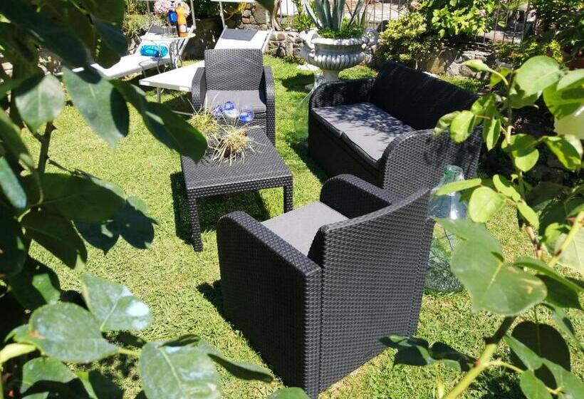 ベッドアンドブレックファースト Jasmine Cottage