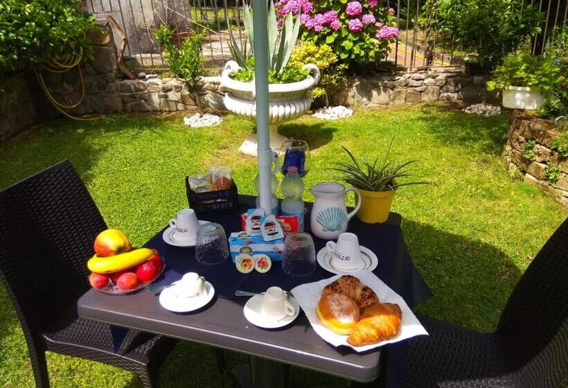 ベッドアンドブレックファースト Jasmine Cottage