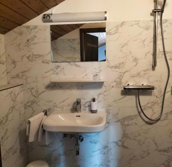 צימר Köstlhof, Familie Hassler