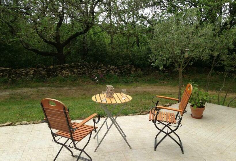 ベッドアンドブレックファースト Les Marguerites