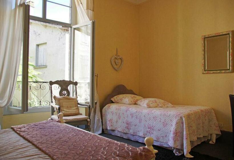 민박 Les Remparts De La Bastide