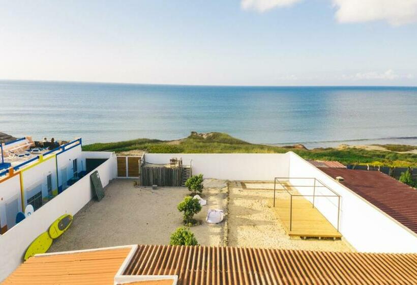 تختخواب و صبحانه Soulsurfcamp Portugal