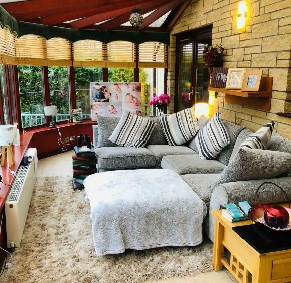 مبيت وإفطار Tranquil Accommodation In A Great Location